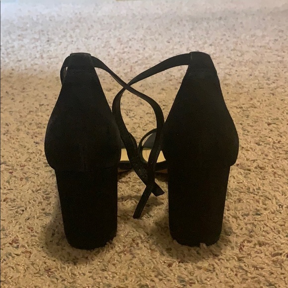 Vince Camuto Mairana Dress Sandal - Picture 3 of 3